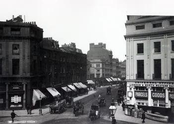Piccadilly Circus